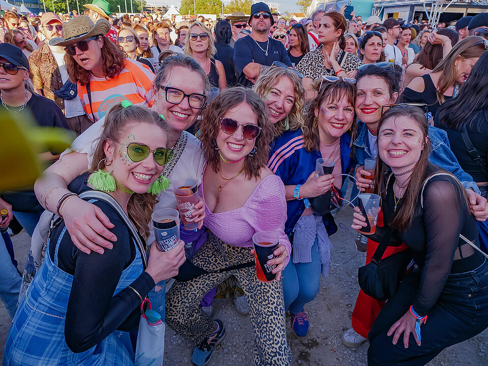 Das Sommerfestival f&uuml;r alle, die feiern, tanzen und einfach gl&uuml;cklich sein wollen!