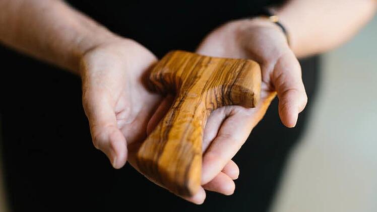 Das Taukreuz ist ein verbreitetes Symbol der Franziskanerinnen.  Foto: Erzbistum Bamberg/H. Steffens