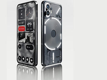 Nothing Phone (2)