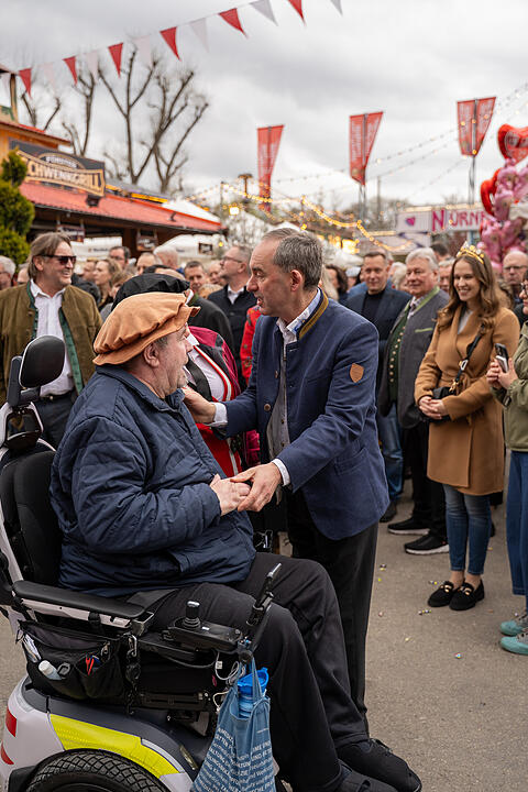 Mehr als 150 Buden und Attraktionen!