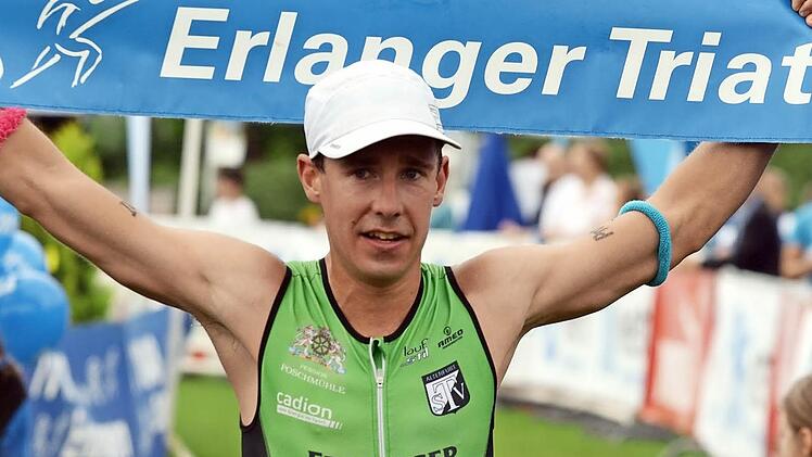 Ein mittlerweile gewohntes Bild: Tobias Heining ist zum vierten Mal hintereinander Sieger über die Kurzstrecke.  Foto: herzopress