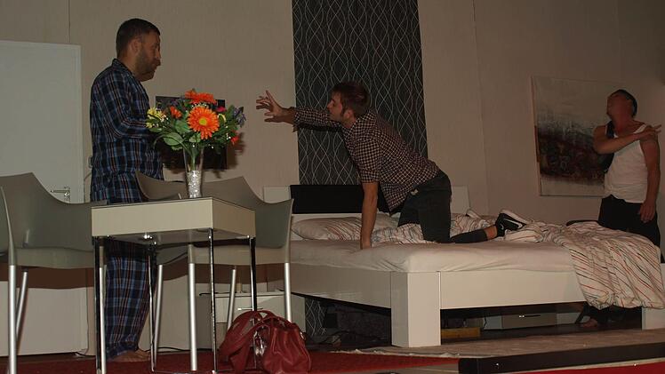 Momentaufnahme vom Theater in Ebenhausen. Foto: Stefan Geiger