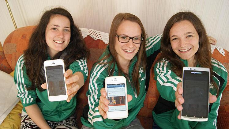 Jana Schuhmann, Franziska Heil und Madlen Sixt (alle 18 Jahre jung) sind bestens vernetzt. Foto: Beatrix Lieb
