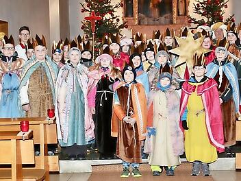 Die Sternsinger aus Hochstadt haben für Kolumbien und Kenia gesammelt.