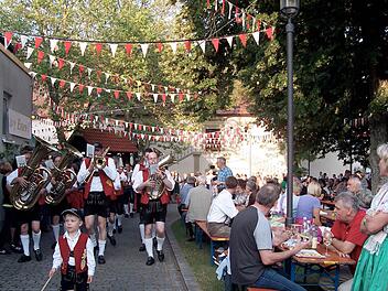Einzug auf das Festgelände Fotos: Marina Zimmermann