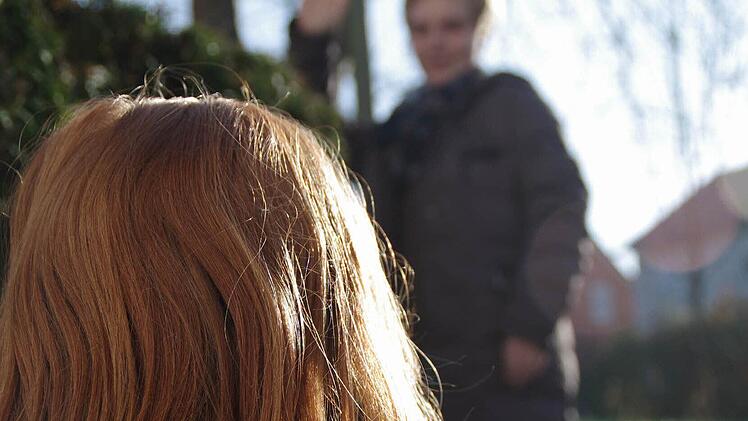 Das Kind bleibt daheim, aber Mama muss zur Arbeit: Was Anja Schlee-Assion durch einen Tag Urlaub am Buß- und Bettag vermeiden kann, stellt manche Eltern vor Probleme. Fotos: Marco Meißner