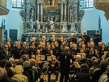 Der  verstärkte Konzertchor Coburg Sängerkranz in der Morizkirche.Jochen Berger