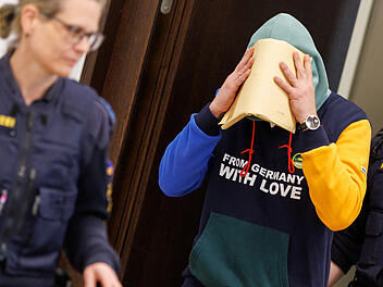 Prozess gegen Mann wegen Mordes an Ehefrau