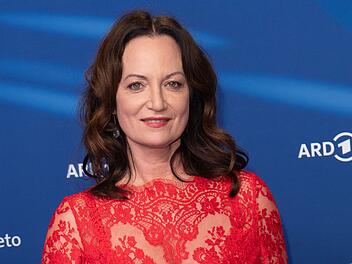 Natalia W&ouml;rner blickt mit gemischten Gef&uuml;hlen auf den Auszug ihres inzwischen erwachsenen Sohnes zur&uuml;ck.