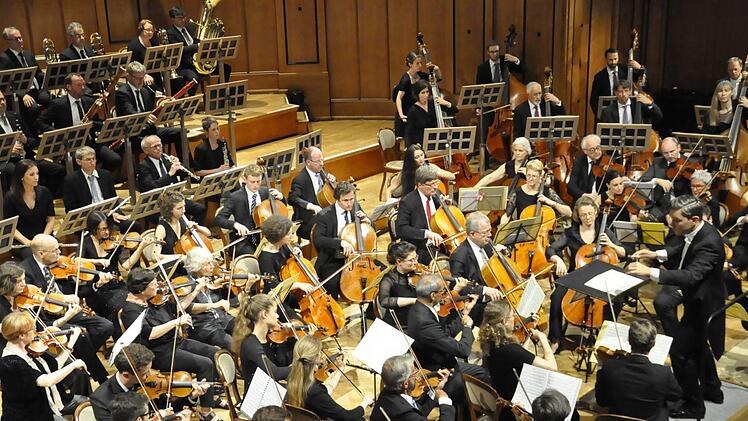 Über 25 Mal war das Bayerische Ärzteorchester seit 1985 im Regentenbau zu Gast.  Foto: Peter Klopf