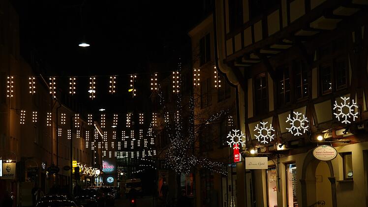 Nürnberg: Stadt lädt zu langer Einkaufsnacht ein - nach Christkindlesmarkteröffnung