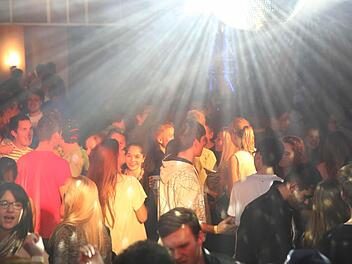 Bei den Besuchern kam die "Halli Galli Party" gut an. Foto: Andreas Brandl