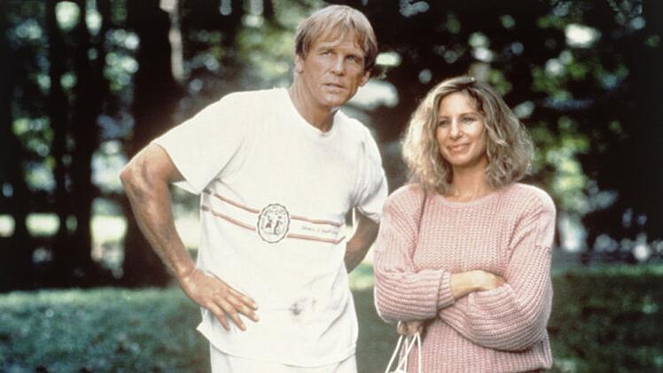 In Barbra Streisands (Bild) spielte Nick Nolte eine seiner differenziertesten Rollen. F&uuml;r seine Leistung als traumatisierter Football-Trainer erhielt er seine erste von drei Oscar-Nominierungen.