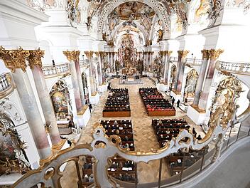 Trauergottesdienst für die Opfer des tödlichen Zugunglücks