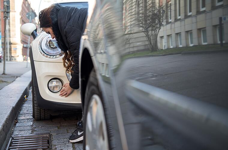 Rödental/Neustadt bei Coburg: Autofahrer (79) verursacht zwei Unfälle binnen 15 Minuten - Führerschein weg