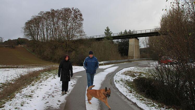 Auch die Asphaltierung des Talwege s wurde durch die Jagdgenossenschaft ermöglicht.