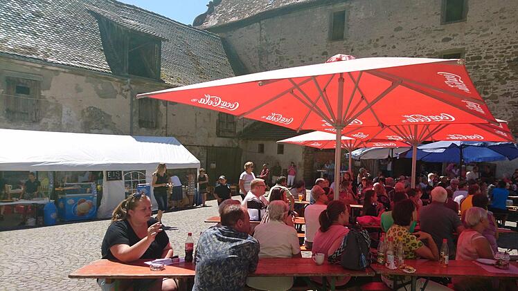 Schlossfest in Ebenhausen. Foto: Katharina Zimmermann