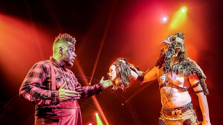 Würzburg: "Zirkus des Horrors" mit außergewöhnlicher Show - und "echtem Blut"