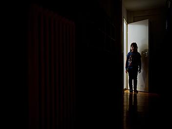 Zahl der Verbrechen steigt: Auch Kinder unter 14 Jahren bald vor Gericht? CSU mit drastischer Forderung