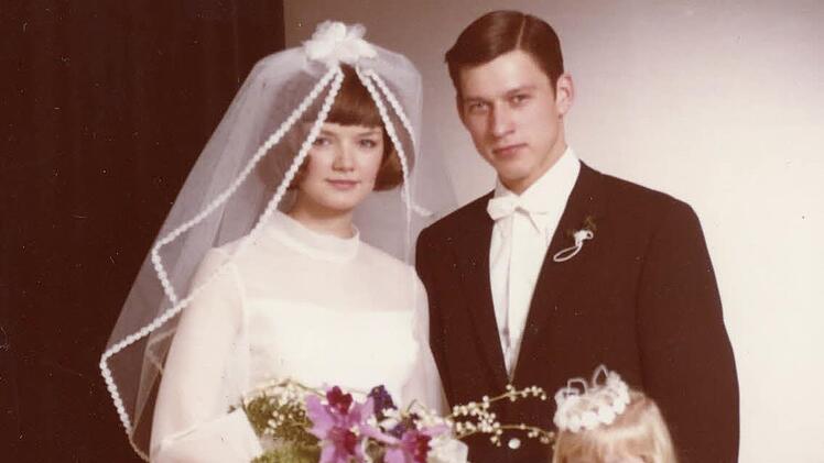 Regina und Burkhardt Köhler bei ihrer Hochzeit am Freitag, 13. Dezember 1968...