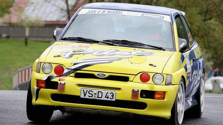 Axel Schlenker mit Co. Michael Schmidt gewann im Ford Escort Cosworth mit rund sieben Sekunden Vorsprung den 2. ADAC-Rallyesprint Fränkisches Weinland. Im kommenden Jahr wollen die Breisgauer wieder antreten und den Hattrick schaffen. Fotos: zz-SportMedia Karlheinz Franz (7)