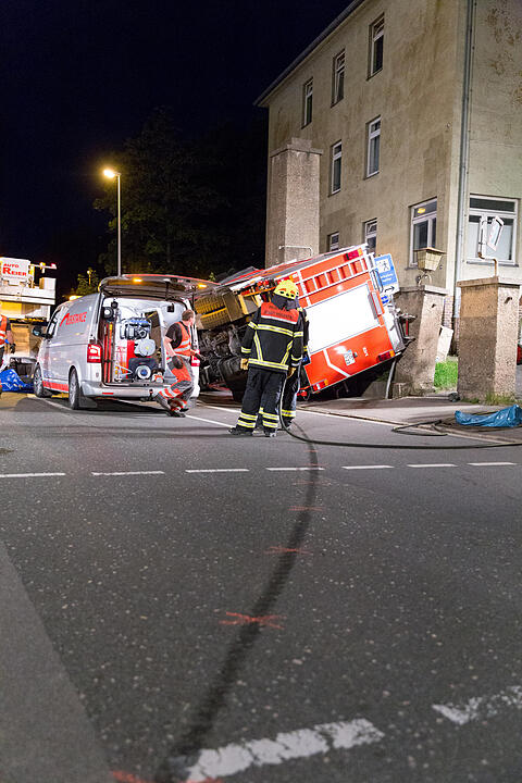 Unfall mit Feuerwehr-Auto in Coburg: Ein Toter