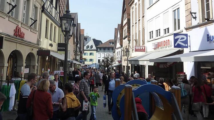 Die verkaufsoffenen Sonntage sind ein Besuchermagnet. Foto: Archiv/Jürgen Scheibe