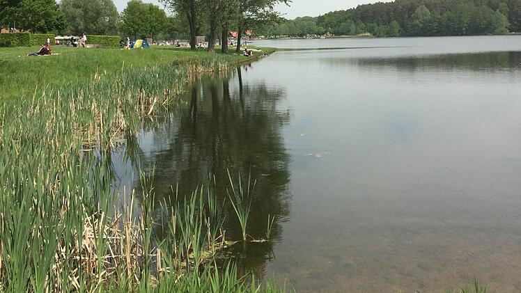 Am schönen Rothsee - noch fünf Kilometer bis zum Etappenziel in Hilpoltstein
