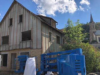 Am Marktplatz laufen die Abrissarbeiten. Foto: Alexander Löffler