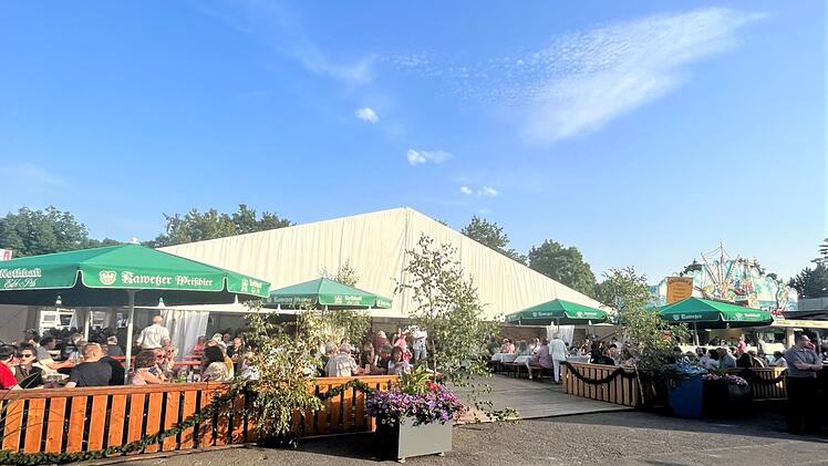 Marktredwitz: "Falsche" Bratwürste auf Volksfest sorgen für Unmut - "wie Bier ohne Alkohol"