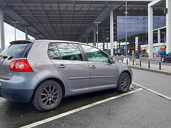 200.000 Euro Parkgebühren für Flughafen-Dauerparker - muss er aber wirklich zahlen?