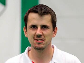 Für die deutsche U-19-Nationalmannschaft um Bundestrainer Matthias Hütten (im Bild) wird die Bad Kissinger Bayernhalle am 10. Oktober zum bunten Badminton-Wohnzimmer. Foto: Kossisky
