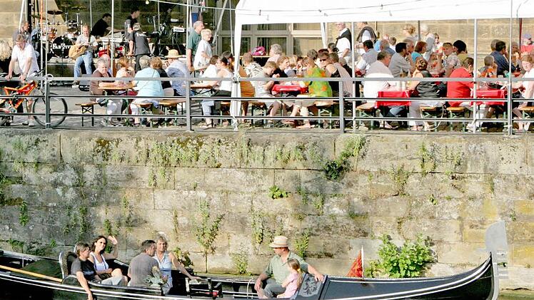 Kronacher Freischießen und Canalissimo: Auch in Franken gibt es immer wieder Klagen gegen einige Feste wegen Lärmbelästigung. Archivfoto: Matthias Hoch