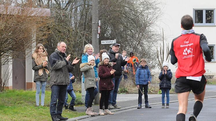 Szenen vom Fuschter Silvesterlauf.ssp