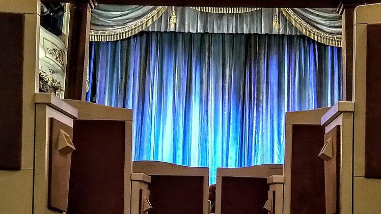 Alexander M&uuml;ller-Elmau inszeniert "Die Walk&uuml;re" am Landestheater. Erste Einblicke in die Produktion bietet eine Soiree am Dienstag, 25. Januar, 18 Uhr, im landestheater.Foto: Jochen Berger