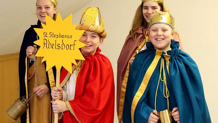 Anna-Lena, Fabian, Tina und Julius (v. l.) kann man jetzt schon die Freude auf ihren Empfang bei Bundeskanzlerin Angela Merkel ansehen. Foto: Johanna Blum