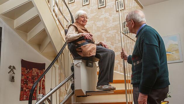 Sitzlifte ermöglichen Mobilität im eigenen Zuhause.