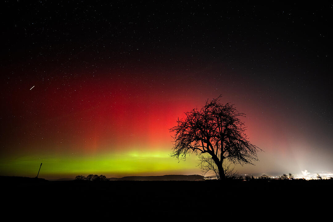 Wenn der Himmel gl&uuml;ht - Polarlicht-Spektakel am Himmel &uuml;ber Bischberg