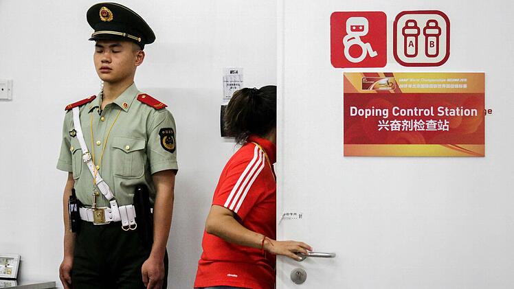 Bei der Leichtathletik-Weltmeisterschaft in Peking wurden wieder einige Athleten des Dopings überführt. Doch sehen wir nur die Spitze des Eisbergs? Foto: dpa