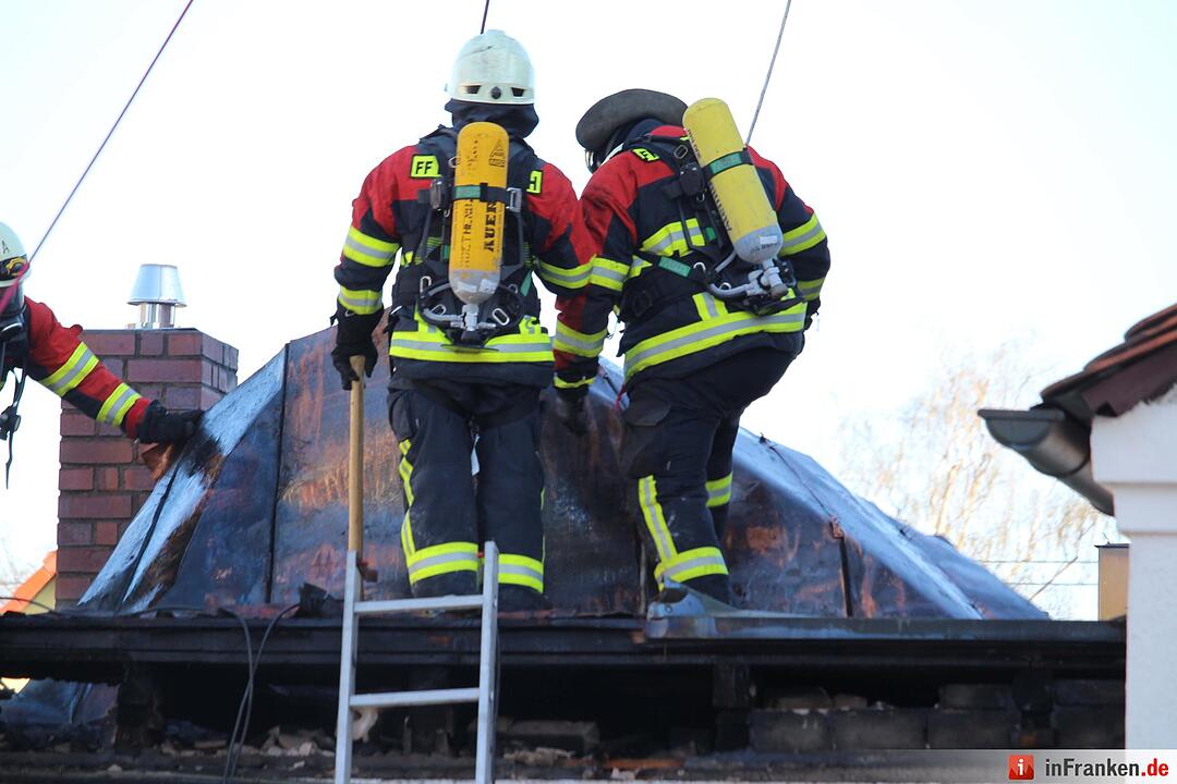 Dachstuhlbrand in Röthenbach an der Pegnitz