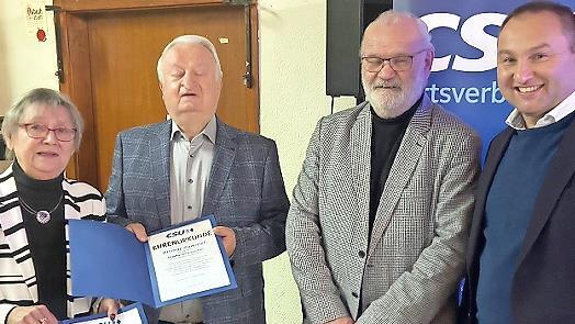 (v. li) Barbara Seubold, Ottmar Hummel, Josef M&uuml;ller und J&uuml;rgen Baumg&auml;rtner