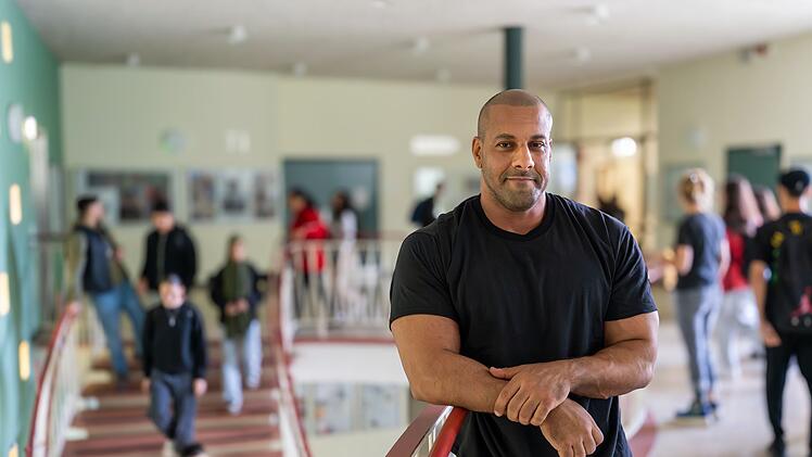 Lehrer Reff nutzt die sozialen Medien, um seinen Sch&uuml;lern klare Werte aufzuzeigen.