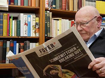 Heribert Schilling verfolgt die Entwicklung des Mainfranken Theaters Würzburg sehr genau. Foto: Arkadius Guzy