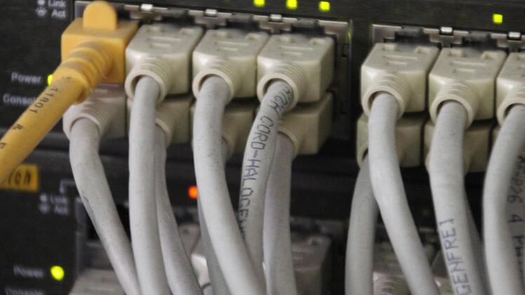 Wo geht's wie schnell ins Internet? Foto: Archiv/Löffler