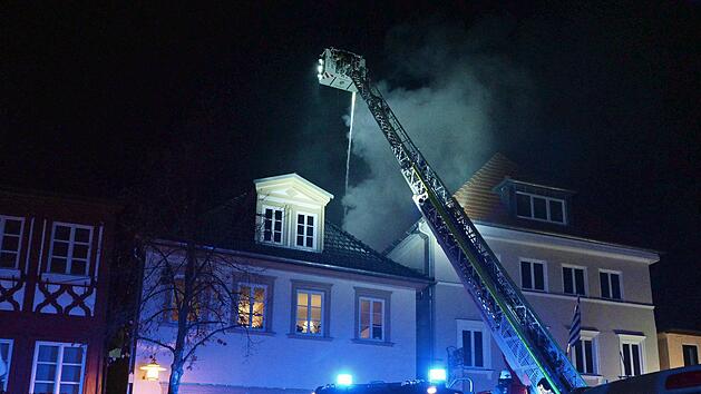 Der Brand entstand in einem griechischen Lokal auf dem Marktplatz. Foto: Frank Spitzenpfeil