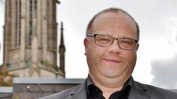 Pfarrer Gerd Greier (43) leitet jetzt als Nachfolger von Thomas Keßler die Bad Kissinger Pfarreiengemeinschaft "Jesus - Quelle des Lebens" Foto: Sigismund von Dobschütz
