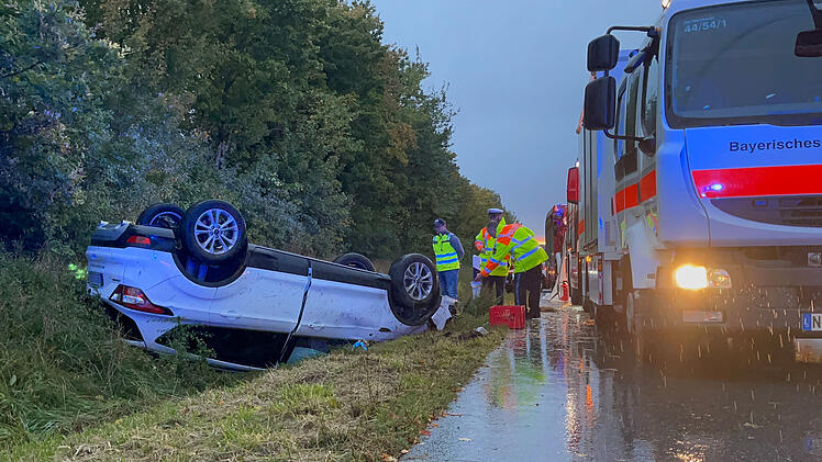 Mutter und Baby sterben bei Unfall auf der A3