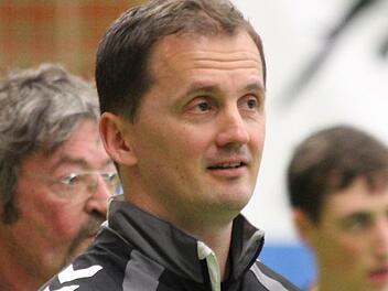 Coach Dusan Suchy will am Samstagabend mit seinem Rödelseer Team eine tolle Bayernliga-Saison mit dem Meistertitel krönen. Foto: Krumpholz