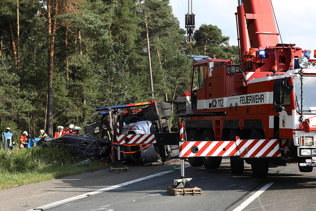 Schwerer Lkw-Unfall auf der A9