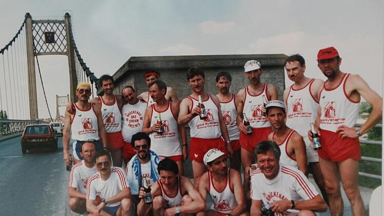 1990 und 1994 liefen Sportler des TV von Bad Brückenau bis Ancenis: 1200 Kilometer! Foto: Archiv Gerhard Schumm